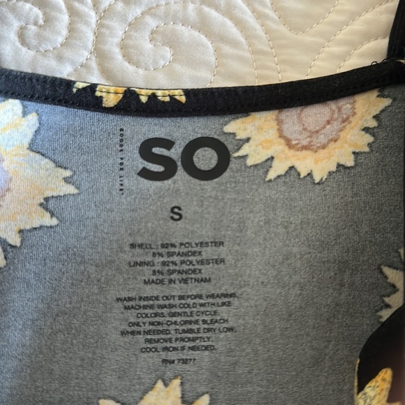 SO (Sonoma Juniors) black sunflower summer dress - Picture 7 of 9